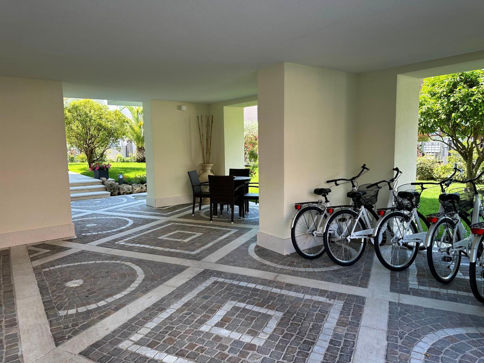 Residence Villa Dalila - Appartamento Dalila Riva del Garda Exteriör bild