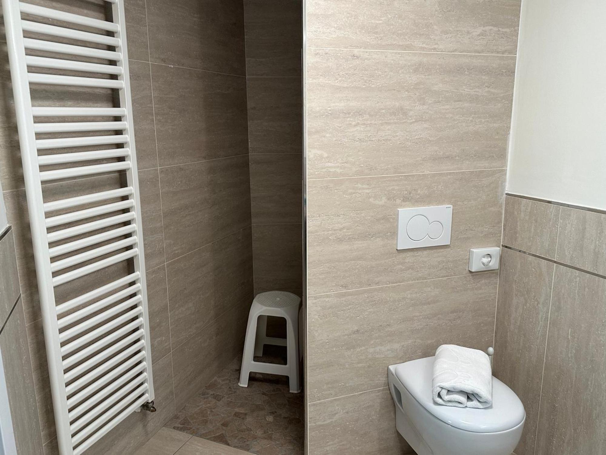 Residence Villa Dalila - Appartamento Dalila Riva del Garda Exteriör bild