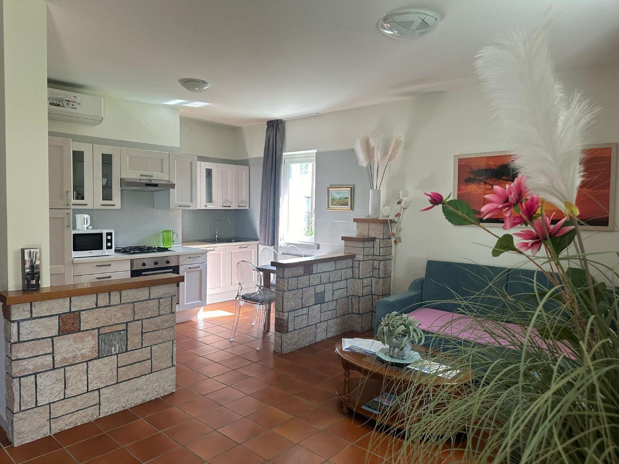 Residence Villa Dalila - Appartamento Dalila Riva del Garda Exteriör bild